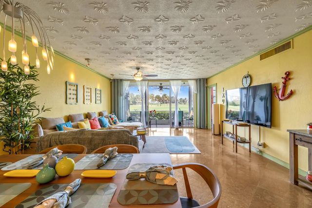 3 of 31 - 3001 S Palm Aire Drive #105, Pompano Beach, FL
