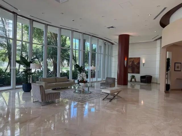 2475 Brickell Avenue #1704, Miami