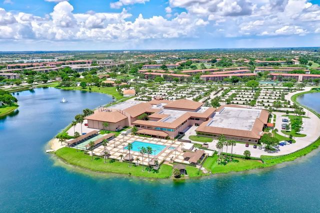 1400 Sw 137th Avenue #311f, Pembroke Pines