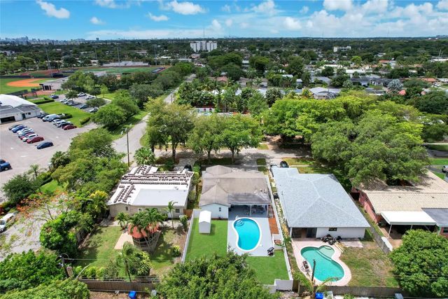 5 of 52 - 5311 Pierce Street, Hollywood, FL
