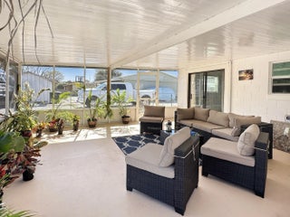 Photo of Listing #R11165075