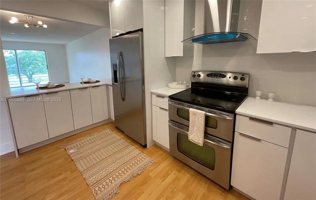 4 of 22 - 9481 Sunrise Lakes Boulevard #302, Sunrise, FL