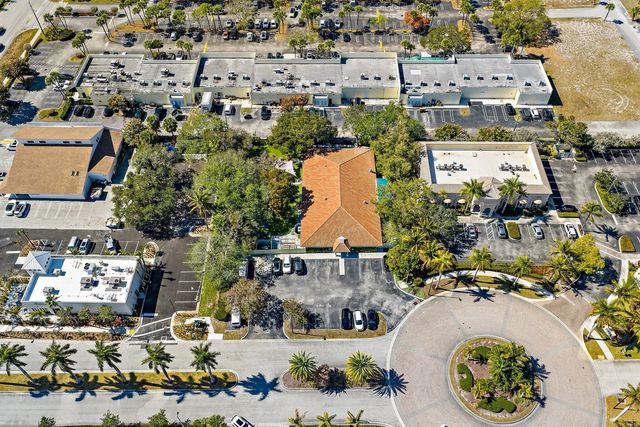5 of 6 - 100 Intracoastal Pointe Drive, Jupiter, FL