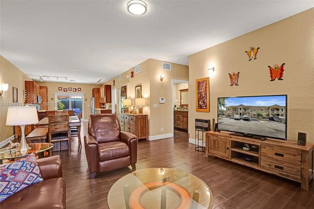 5 of 78 - 4812 Washington Street #3, Hollywood, FL