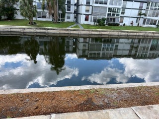 Photo of Listing #F10551562