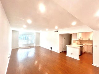 Photo of Listing #F10553955