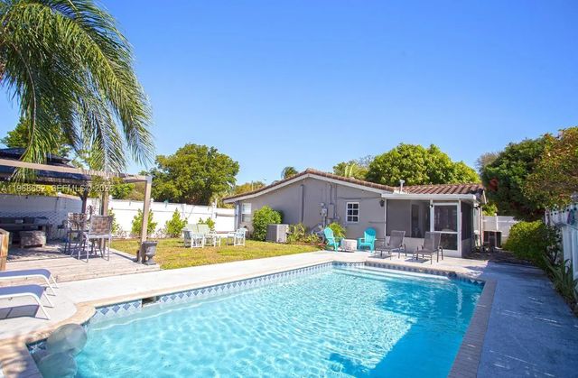 2450 Ne 18th Street, Pompano Beach