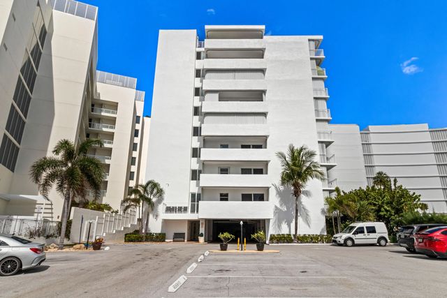 3 of 16 - 3580 S Ocean Boulevard #2a, South Palm Beach, FL