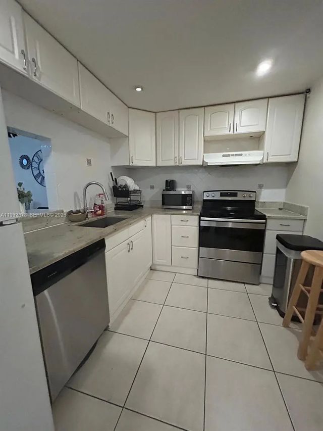2 of 7 - 4314 Nw 9th Avenue #5-3h, Deerfield Beach, FL