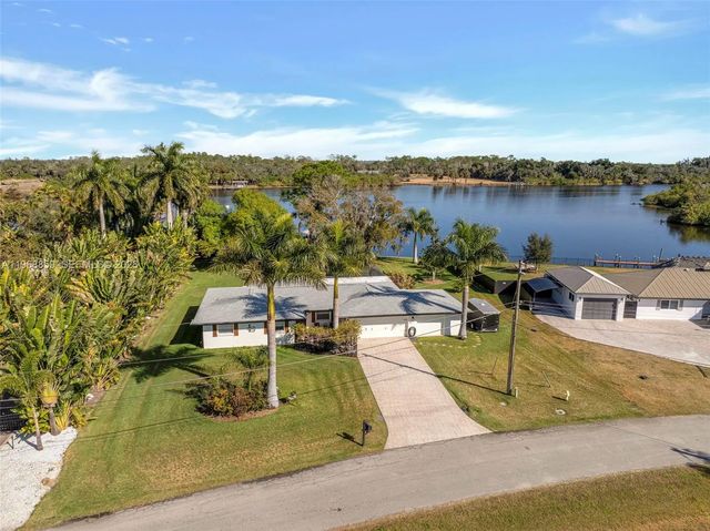 14526 Riverside Drive, Fort Myers