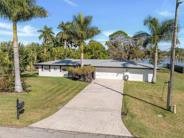 2 of 52 - 14526 Riverside Drive, Fort Myers, FL