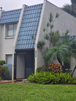 Photo of Listing #R11165193