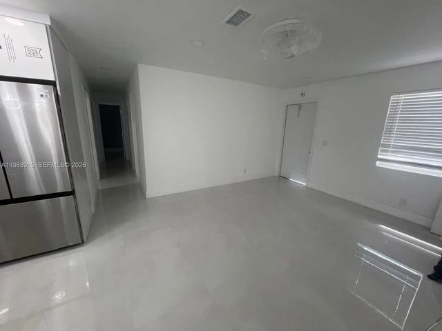4 of 24 - 361 Nw 16th Street, Pompano Beach, FL