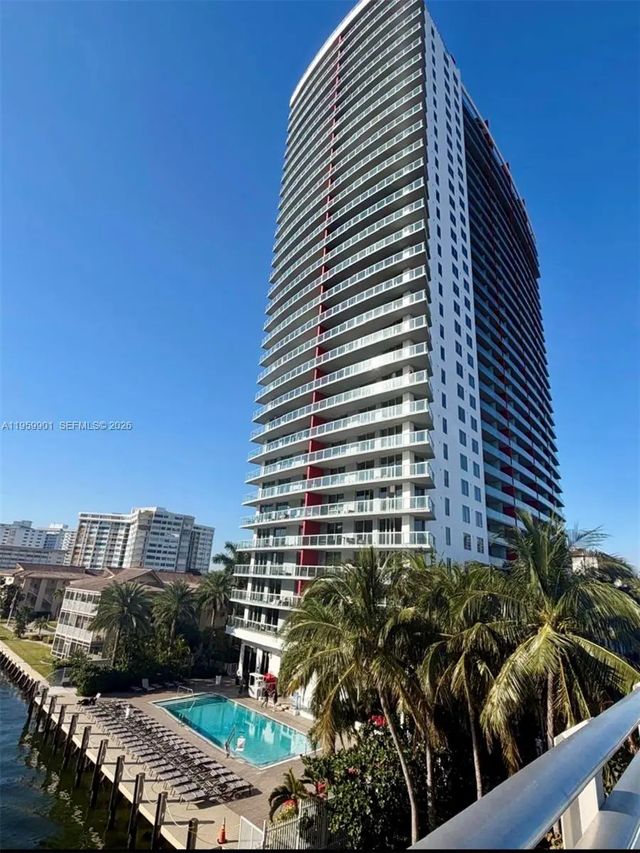 2602 E Hallandale Beach Boulevard #r2709, Hallandale Beach