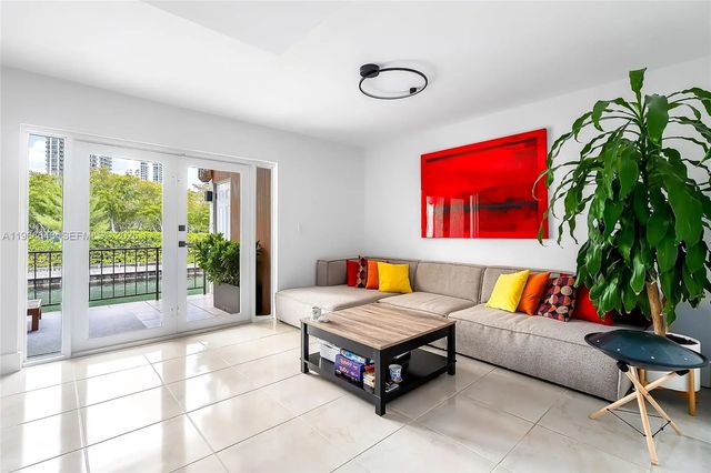 3745 Ne 171st Street #76, North Miami Beach