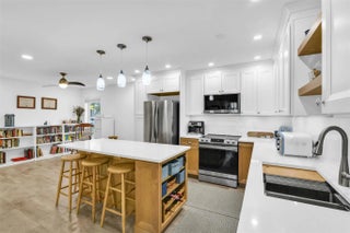 Photo of Listing #F10554029