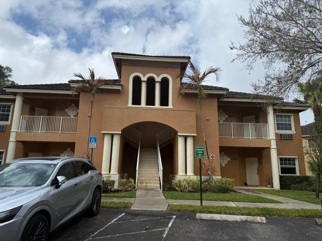 Photo of Listing #R11165282