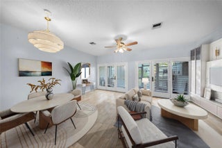 Photo of Listing #F10551915