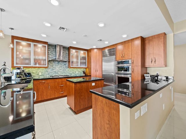 4 of 45 - 3415 N Ocean Drive #505, Hollywood, FL