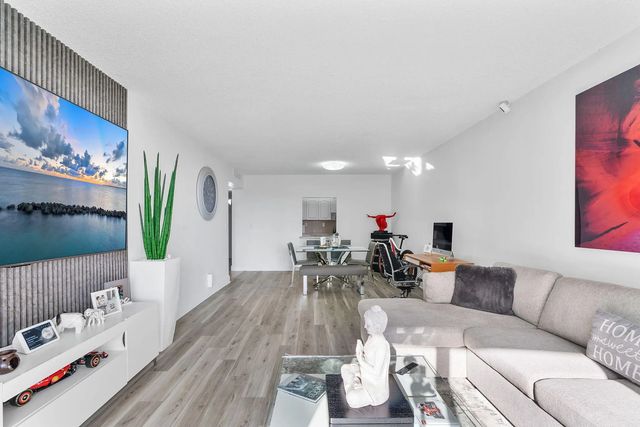 3 of 32 - 19380 Collins Avenue #523, Sunny Isles Beach, FL