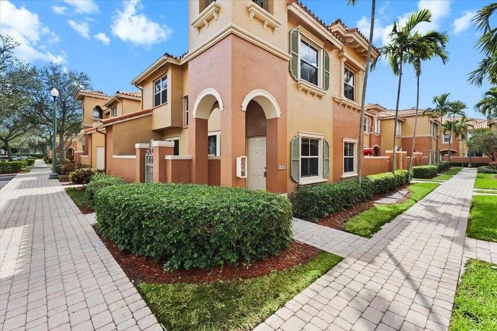 4903 Schooner Drive #5206, Fort Lauderdale