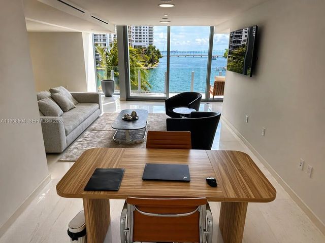 3 of 18 - 300 Biscayne Blvd Way #303, Miami, FL
