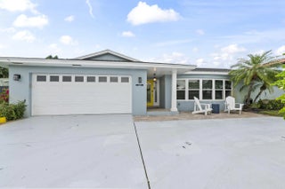 Photo of Listing #R11165316