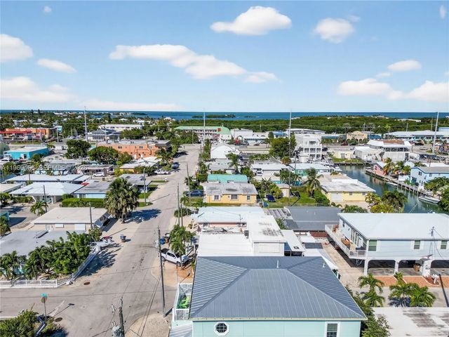 5 of 30 - 11405 3rd Avenue #ocean, Marathon, FL