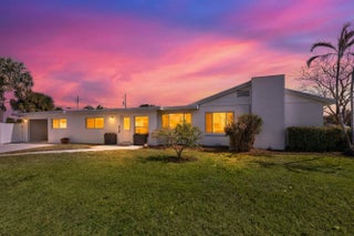 Photo of Listing #R11165337