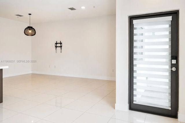 4 of 36 - 4745 Nw 84th Court #14, Doral, FL