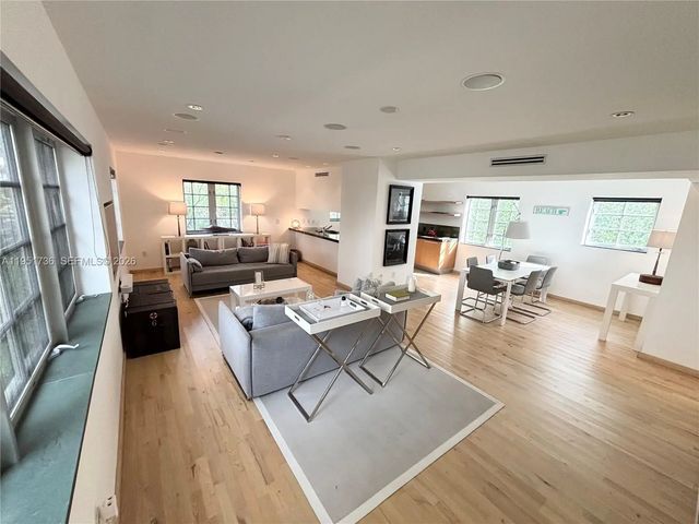 1520 Michigan Avenue #1, Miami Beach