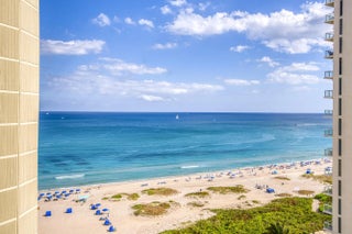 Photo of Listing #R11165424