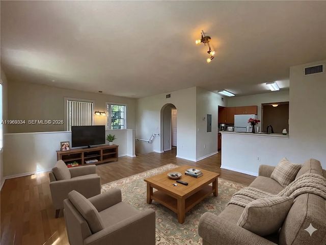 2305 Belmont Lane #2305, North Lauderdale