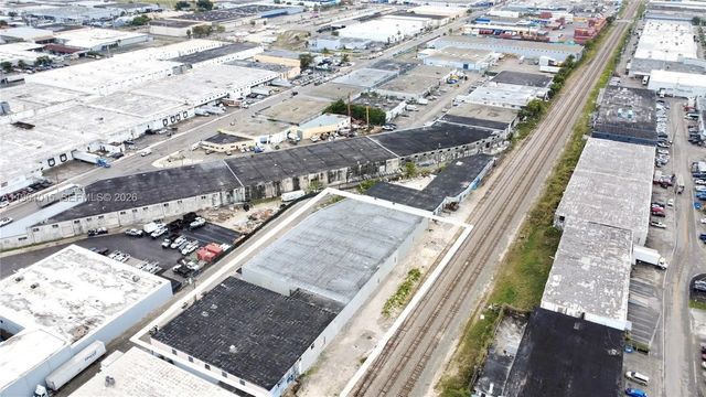 3 of 25 - 7000 Nw 37th Court, Hialeah, FL