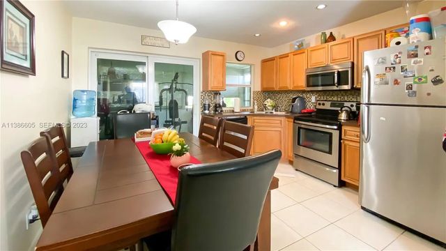 3 of 8 - 7106 Nw 73rd Avenue, Tamarac, FL