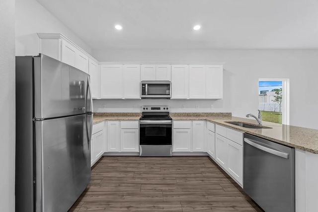 3 of 17 - 5604 Sunset Boulevard, Fort Pierce, FL