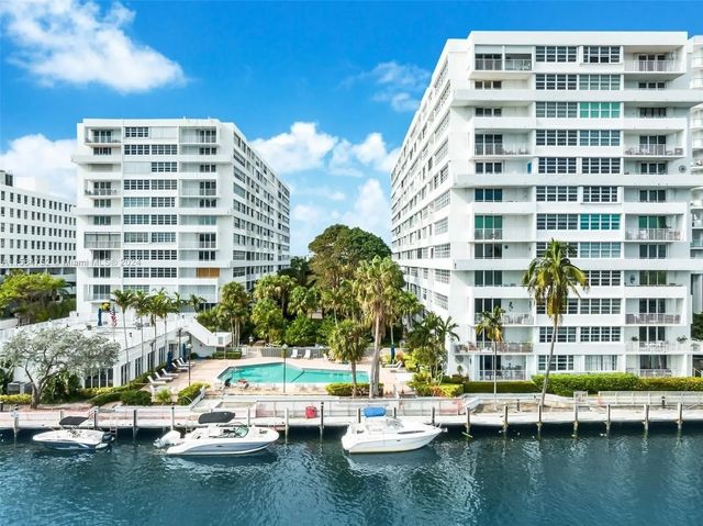 2 of 12 - 1160 N Federal Highway #1118, Fort Lauderdale, FL