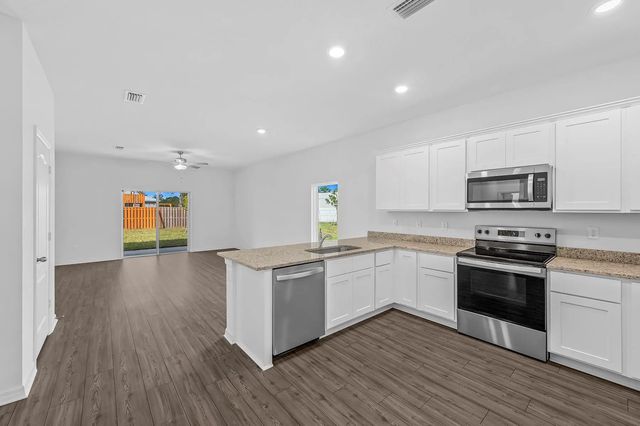 4 of 17 - 5808 Tangelo Drive, Fort Pierce, FL