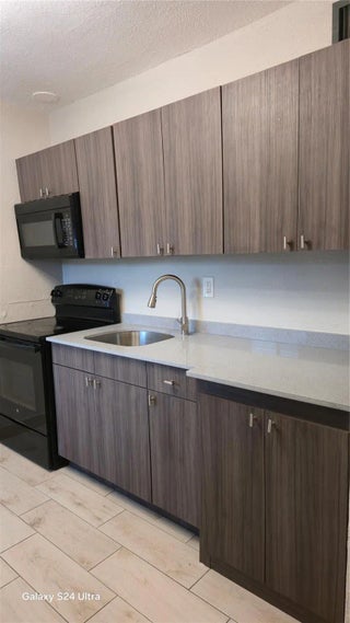 Photo of Listing #F10554162