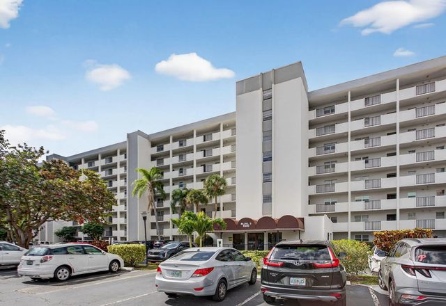 5900 Nw 44th Street #115, Lauderhill