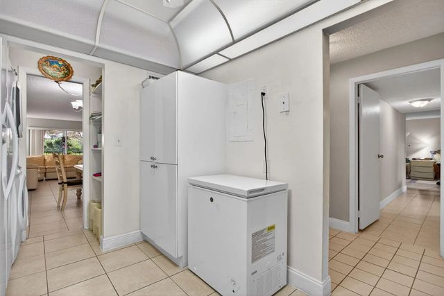 4 of 41 - 5900 Nw 44th Street #115, Lauderhill, FL