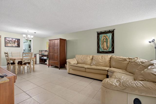5 of 41 - 5900 Nw 44th Street #115, Lauderhill, FL