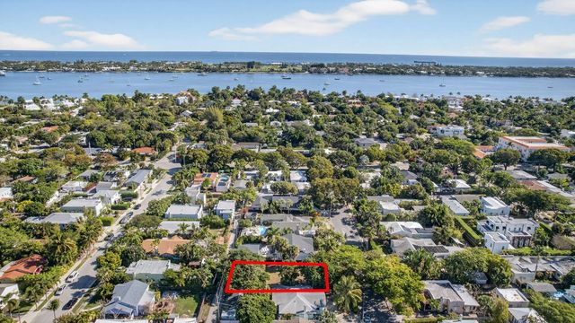 4 of 10 - 427 32nd Street, West Palm Beach, FL