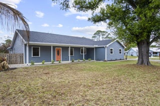 Photo of Listing #R11165534