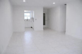 Photo of Listing #R11165533