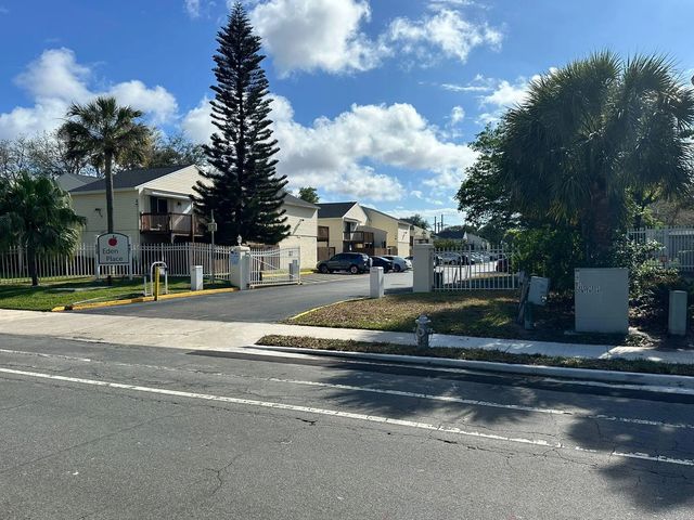 3 of 38 - 637 Executive Center Drive #n102, West Palm Beach, FL