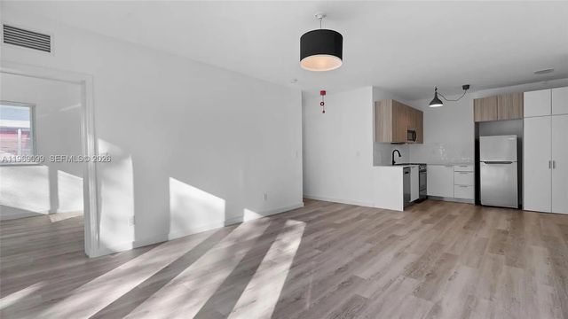 5 of 96 - 1561 Jefferson Avenue, Miami Beach, FL