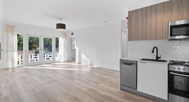 1561 Jefferson Avenue, Miami Beach