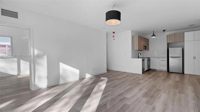 2 of 95 - 1561 Jefferson Avenue, Miami Beach, FL