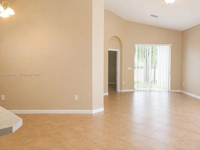 4 of 16 - 3748 Ne 9th Court, Homestead, FL